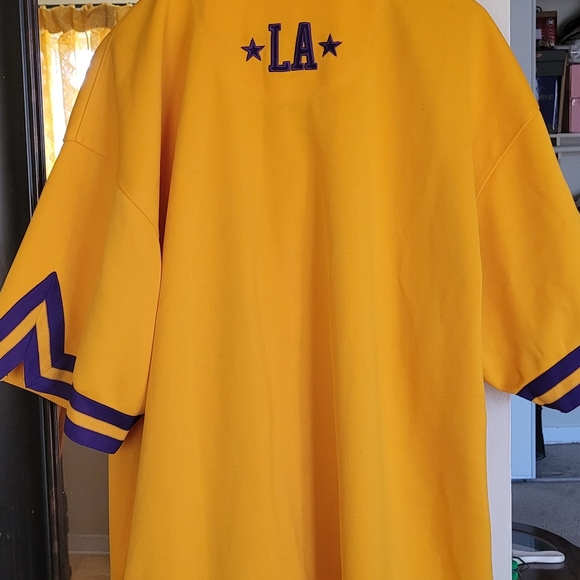 LA Lakers Jersey - Picture 7 of 7
